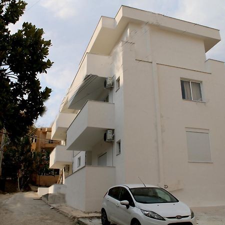 Vila Jovani Sarandë 外观 照片