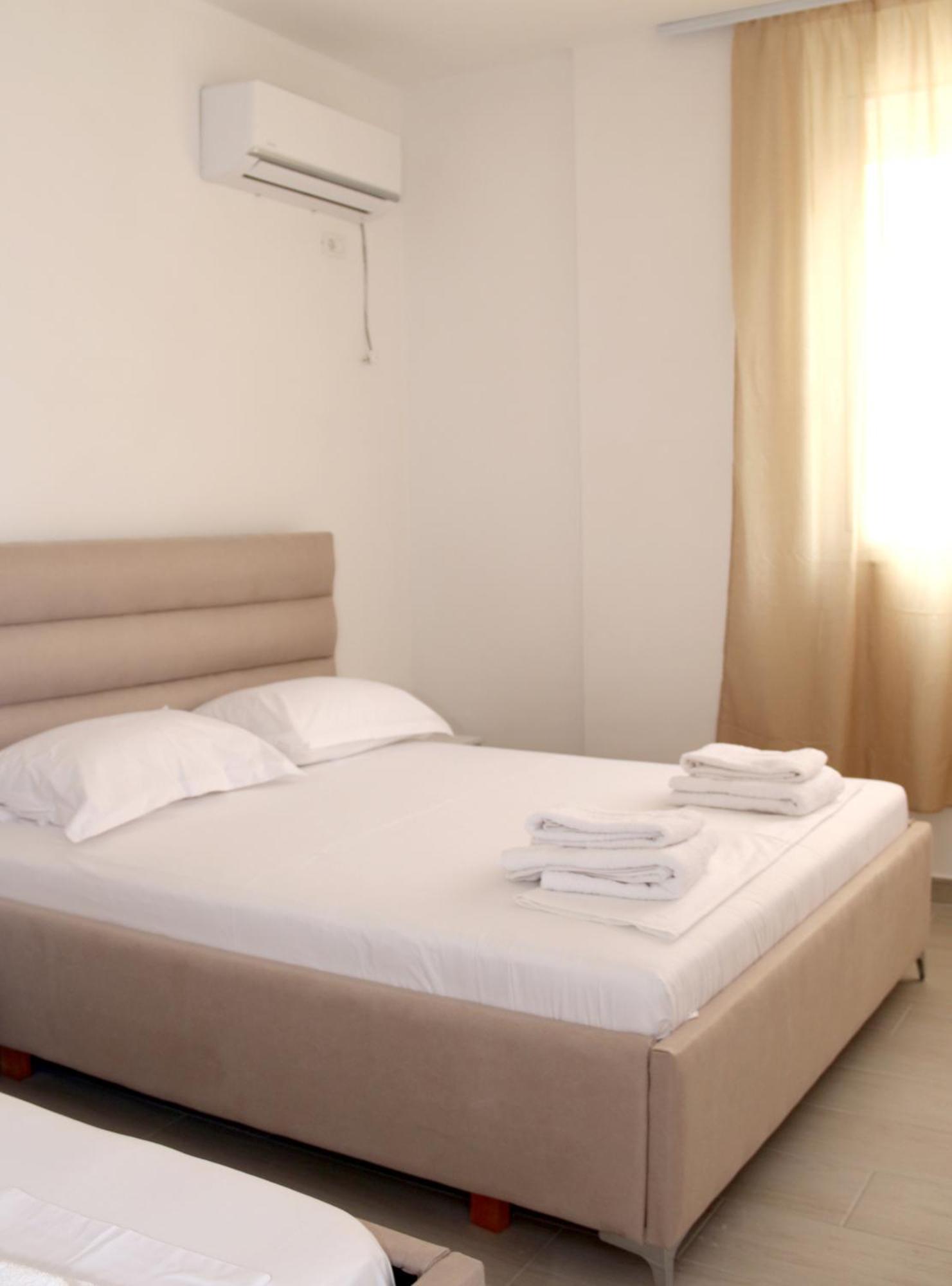 Vila Jovani Sarandë 外观 照片