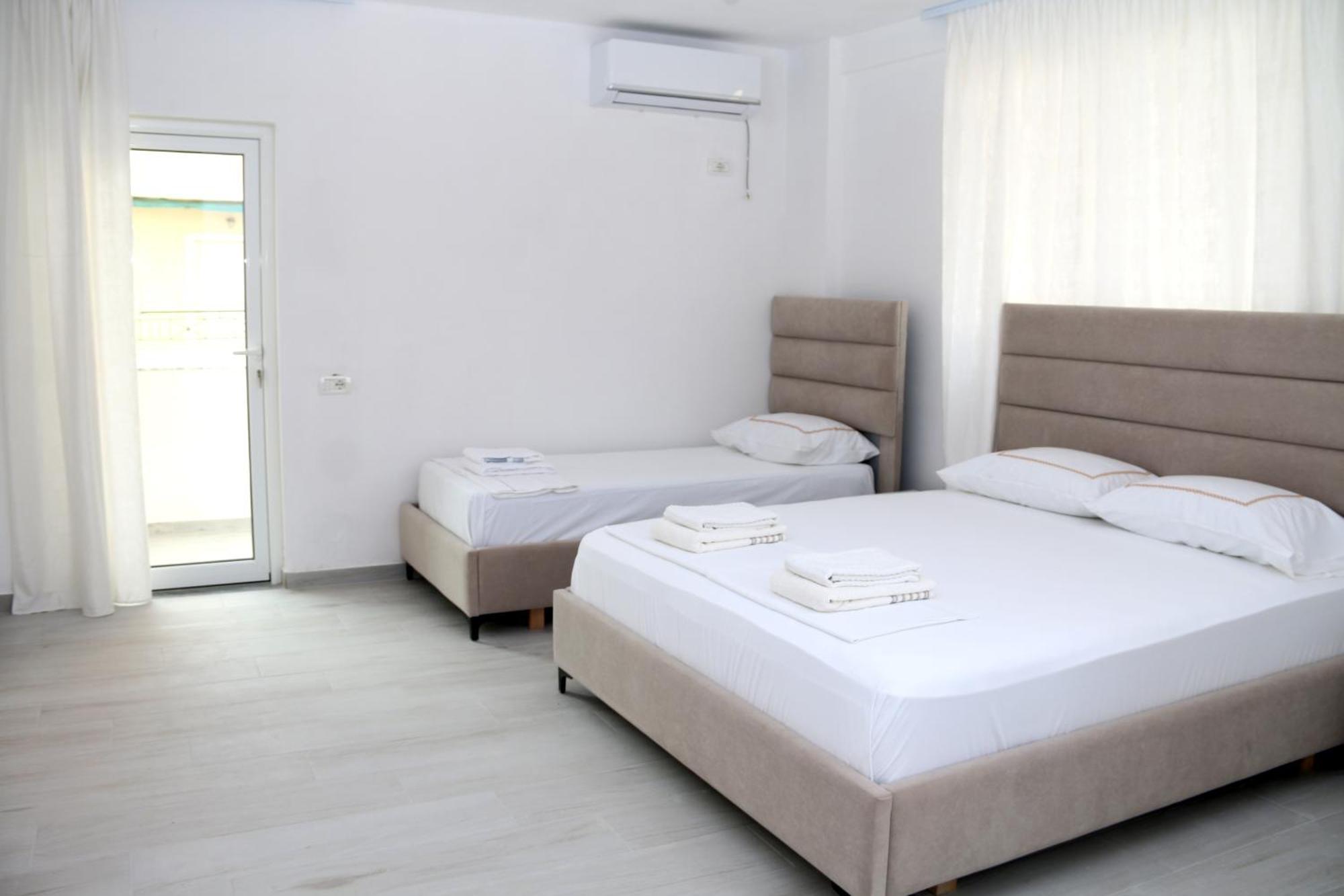 Vila Jovani Sarandë 外观 照片